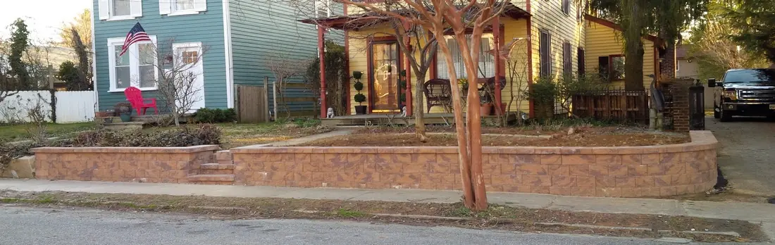 Hardscape wall and steps.jpg